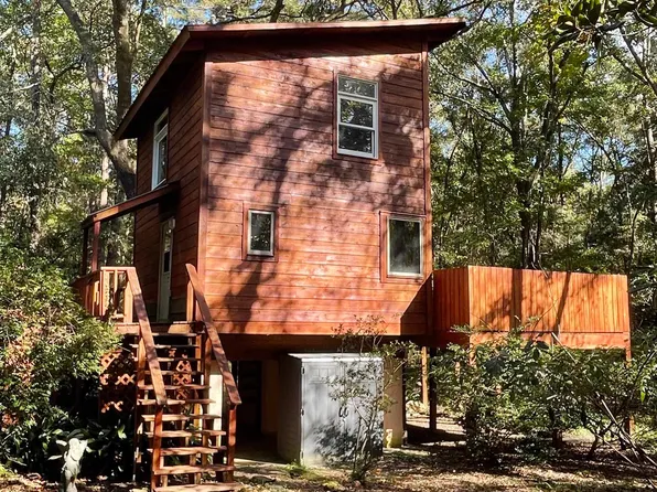 3971 Loblolly Ln, Tallahassee, FL 32309