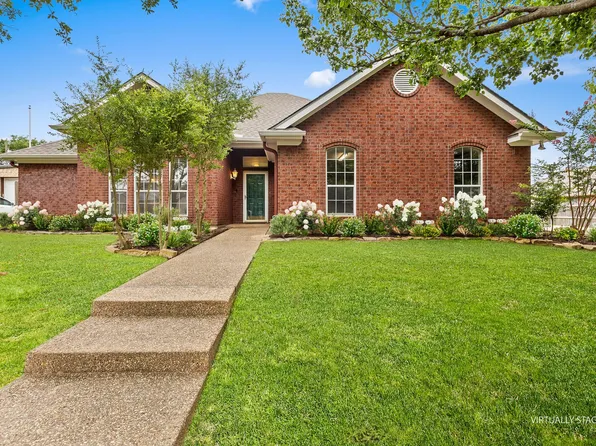 325 Fannin Dr, Hewitt, TX 76643