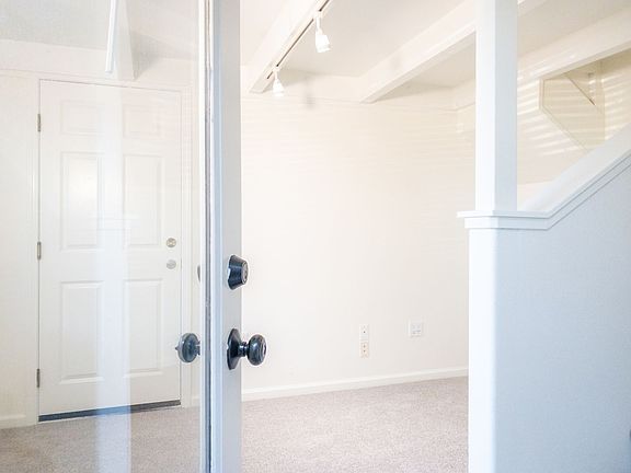 2nd image of 961 Central Ave #1B-1BA-640SQFT