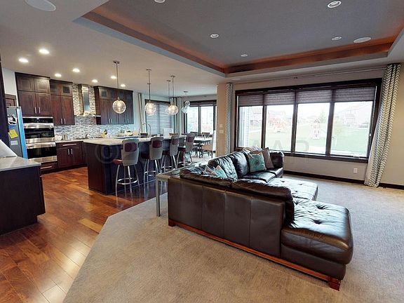 4th image of 3415 2nd St E