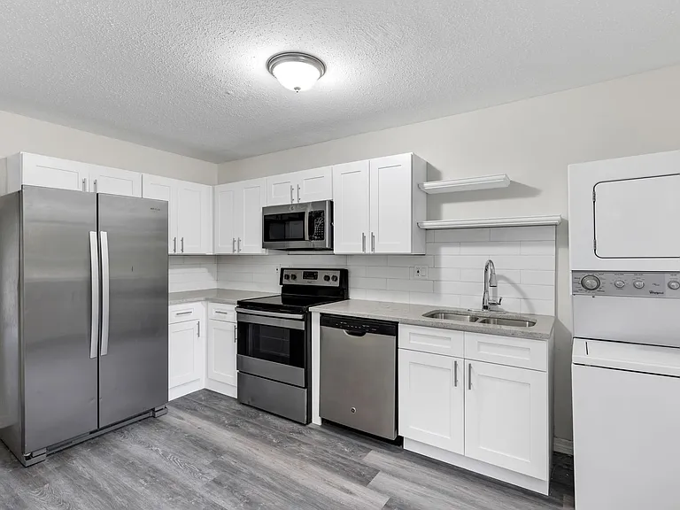 751 Bellevue Ave #1 — Photo 7