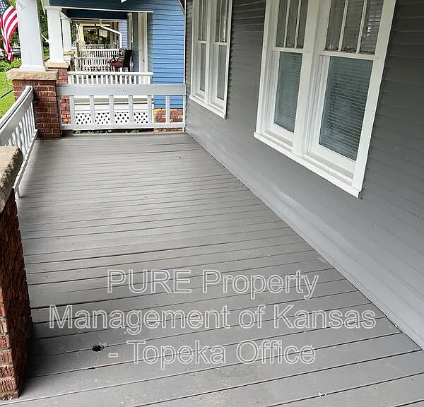 937 SW Jewell Ave — Photo 3