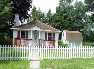 37 Cottage Rd, Carmel, NY 10512