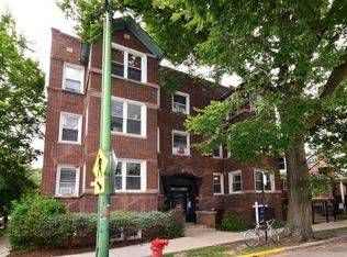 2702 N Sacramento Ave, Chicago, IL 60647