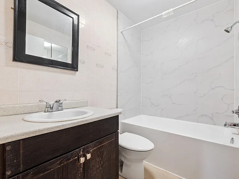 547 E 12th Ave #LOWER LEVEL — Photo 21