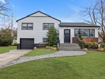 513 Dee Court, East Meadow, NY, 11554