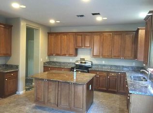 9327 W Bennet Plz, Phoenix, AZ 85037