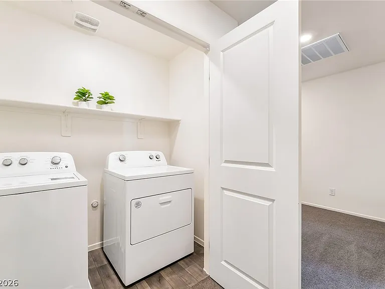 7483 Coastal Ledge St — Photo 11