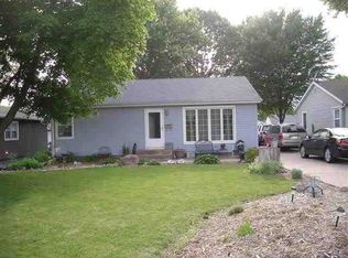 622 17th St, Silvis, IL 61282