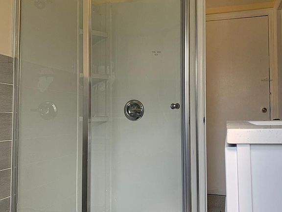 5th image of 1308 Oak Ave Floor 2