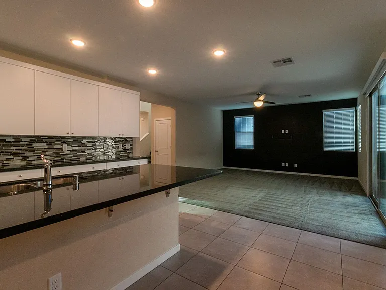 544 Ruby Mesa Ave — Photo 23