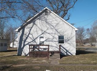 1100 S Macoupin St, Gillespie, IL 62033