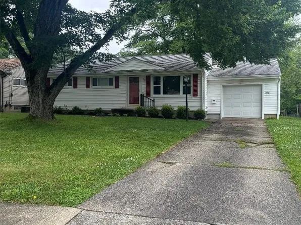 2715 Rexford Rd, Youngstown, OH 44511
