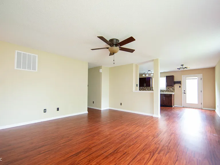 2434 Harvest Moon Dr — Photo 2