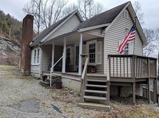 15880 Sparta Rd, Mc Grady, NC 28649