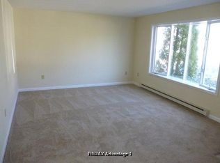 18 Rudolph St, Worcester, MA 01604