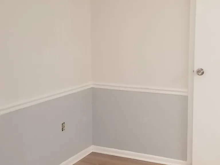 area for kitchen table and chairs