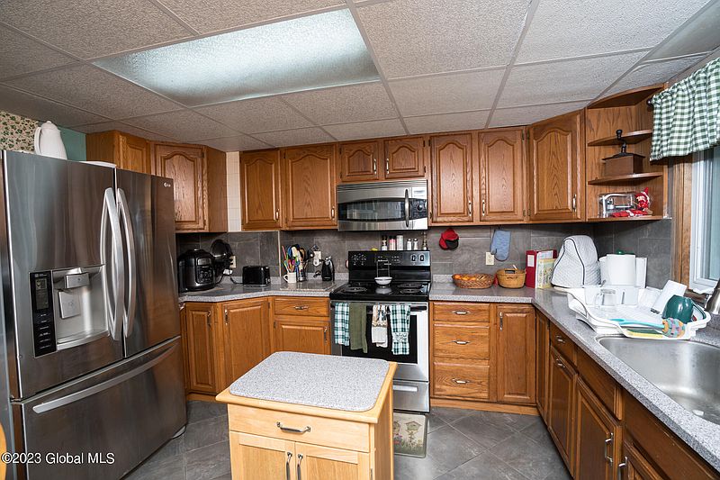 3rd image of 7 Southgate Road