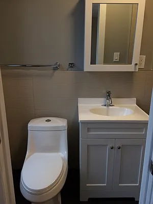 Rented by Lang Realty LLC | media 17