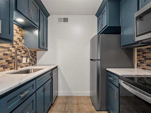 5th image of 1421 S 12th St APT 114