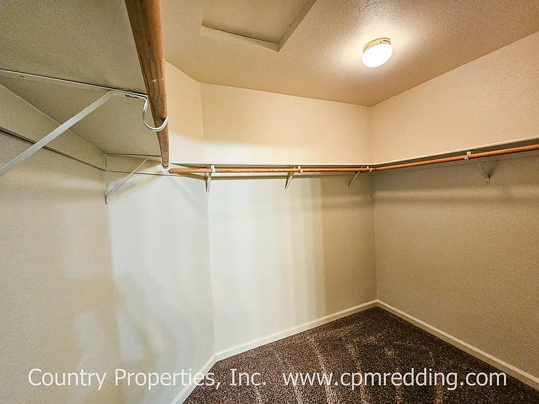 971 Paramount Way — Photo 15