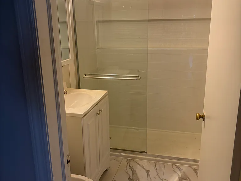 411 Kenmore Ave #4 — Photo 7