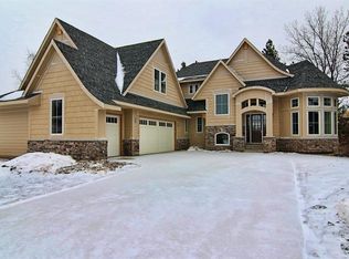 6357 Coteau Trl, Eden Prairie, MN 55344