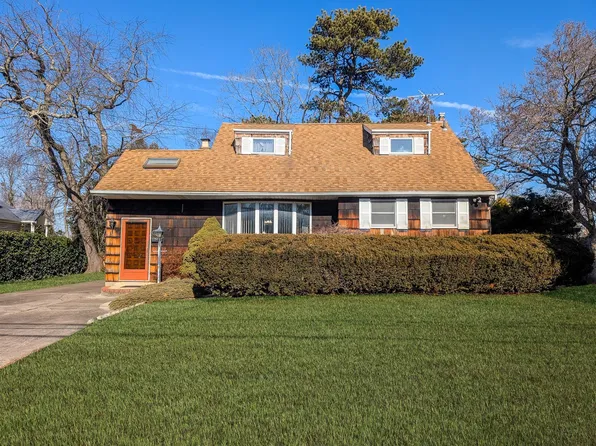 13 Ehler Street, Brentwood, NY 11717