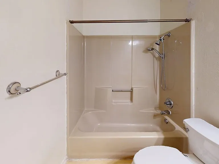 1810 Gautier Ave — Photo 18