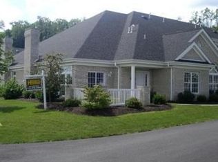 801 Cambridge, Collier Twp, PA 15142