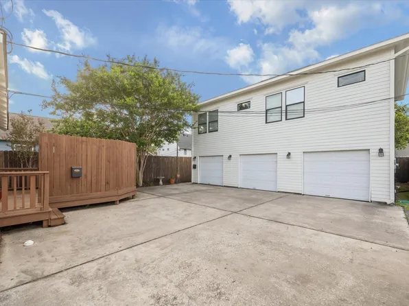 611 E 20th St #B, Houston, TX 77008