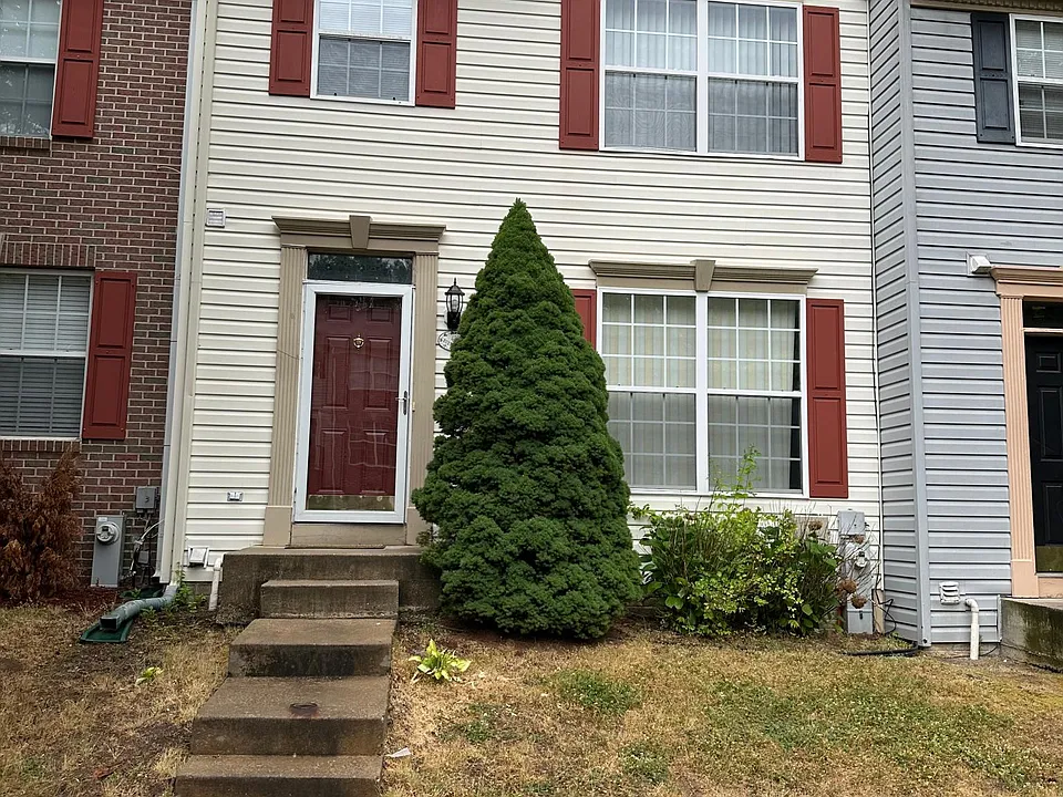 4825 Buxton Cir