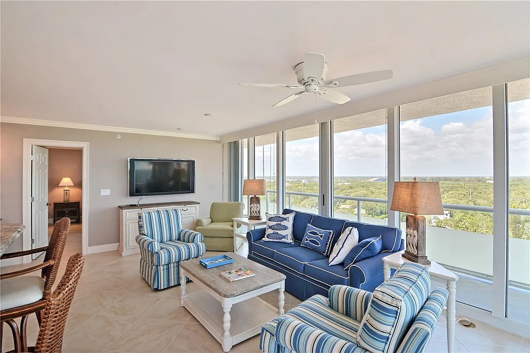 2 bed, $8,000 — Photo 2