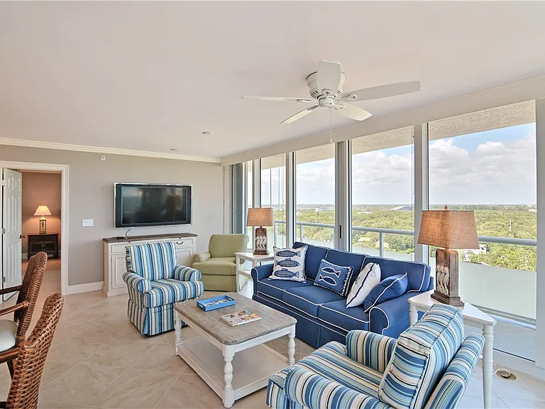 3554 Ocean Drive 703S #1202S — Photo 2