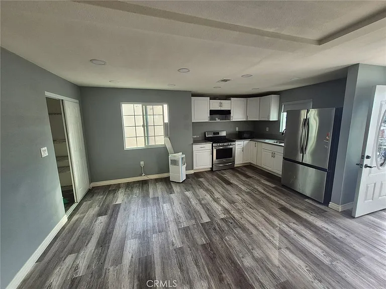 2743 N E St #2743 — Photo 3