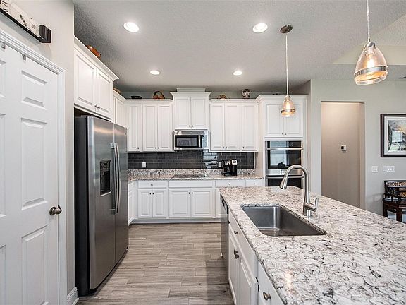 5th image of 16158 Monterey Greens Cir