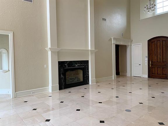 5th image of 6601 Bermuda Dunes Dr