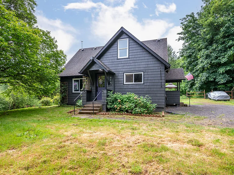 355 Slide Creek Rd — Photo 3