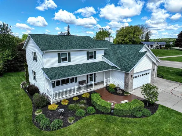675 North Marion AVENUE, Jefferson, WI 53549
