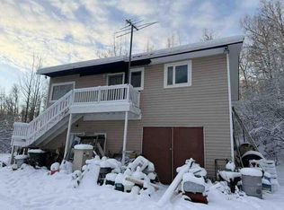 1279 Grouse Ct, Fairbanks, AK 99709