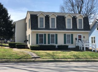 274 Lexington St, Versailles, KY 40383