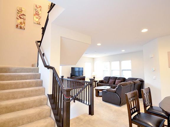 5th image of 656 W Huntington Dr #G-2