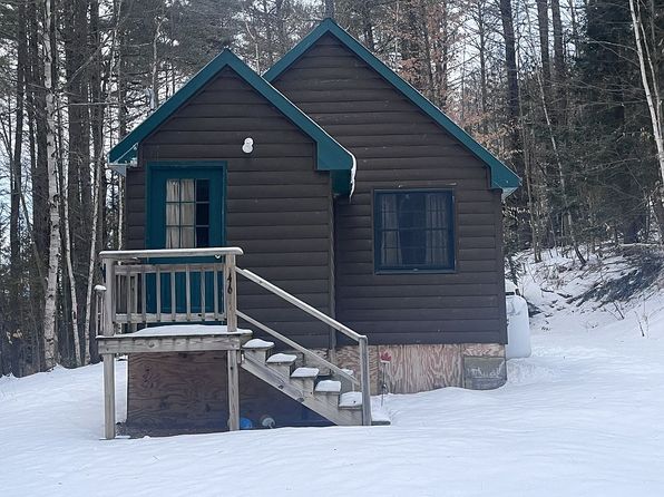 46 Schoolhouse Brook Rd