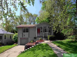 7037 Hamilton St, Omaha, NE 68132