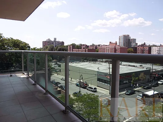 Rented by RARE Realty | media 4