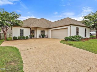 132 Grace Dr, Flowood, MS 39232