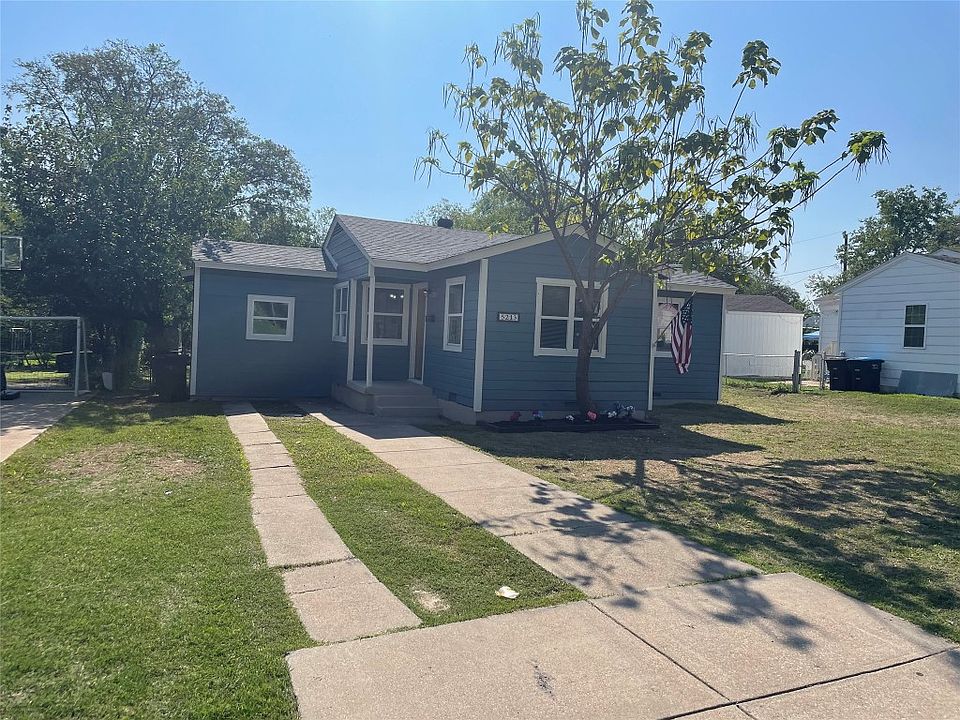 1st image of 5213 Townsend Dr