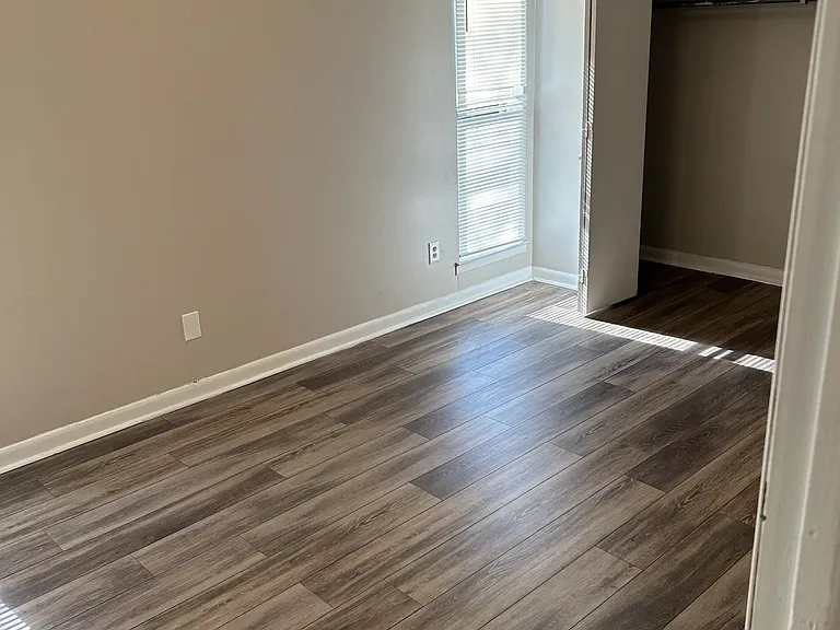 3813 Triana Blvd SW #201-E — Photo 30