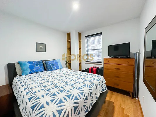 Rented by City Connections Realty | media 15