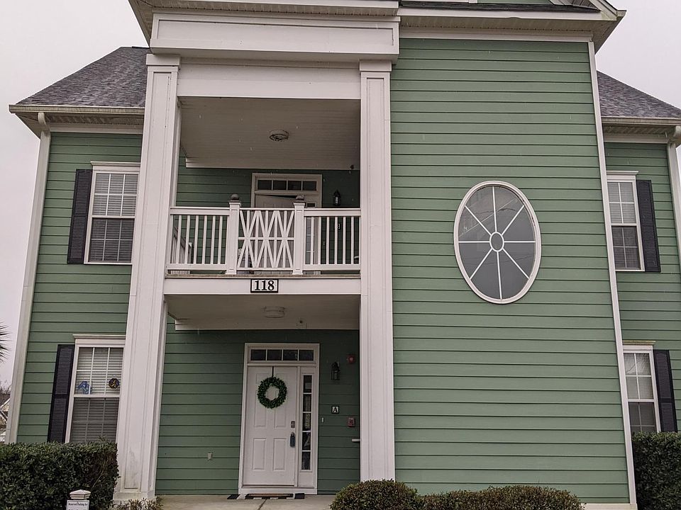Hammock Bay exyerior view. Unit is on the 2nd floor.